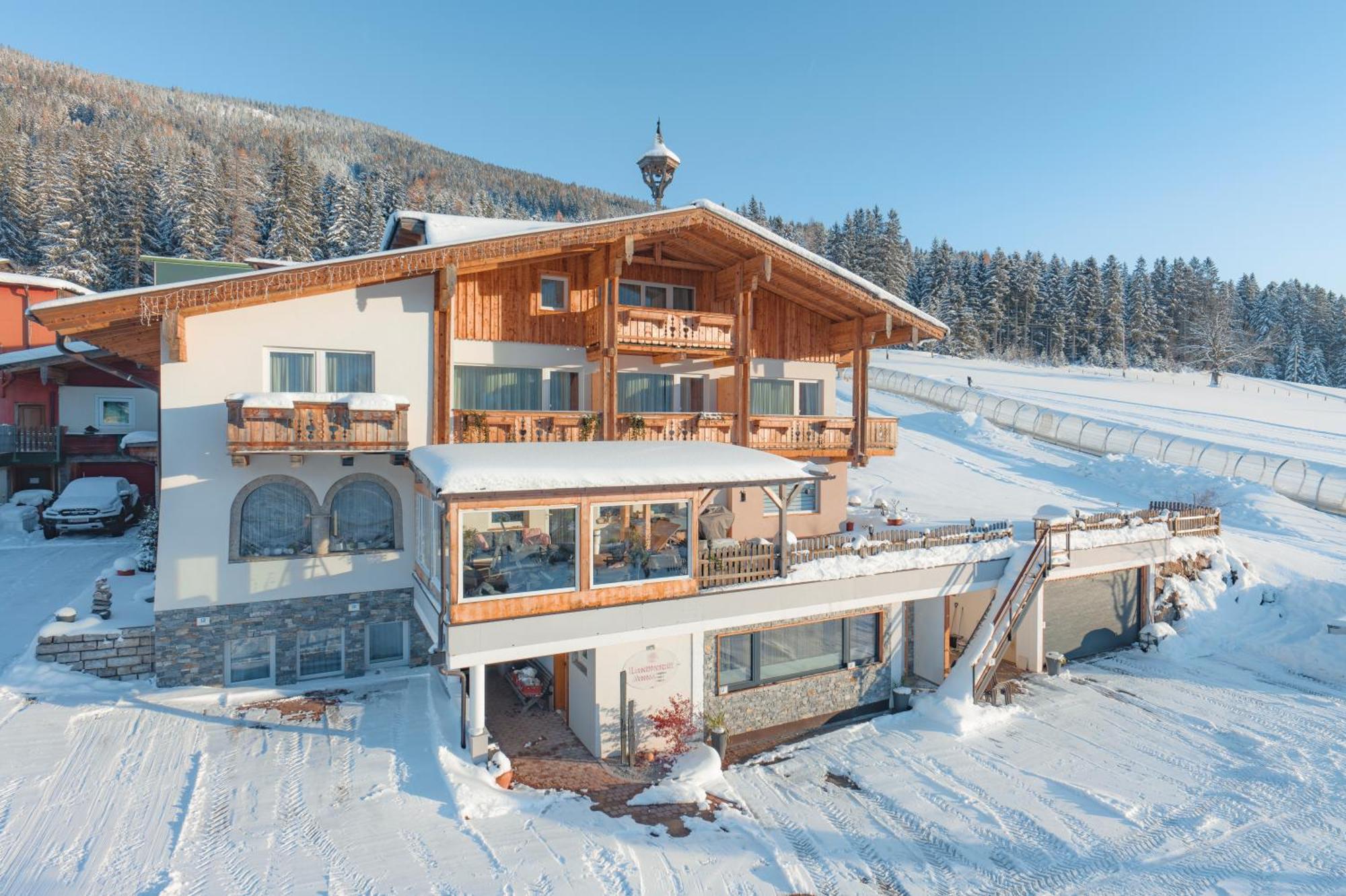 Landhotel Anna Sankt Martin am Tennengebirge Exterior photo